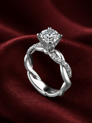 Eterno Solitaire Ring